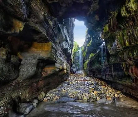 Innis Breeze - Between Murvagh & Rossnowlagh Beaches * Донегол